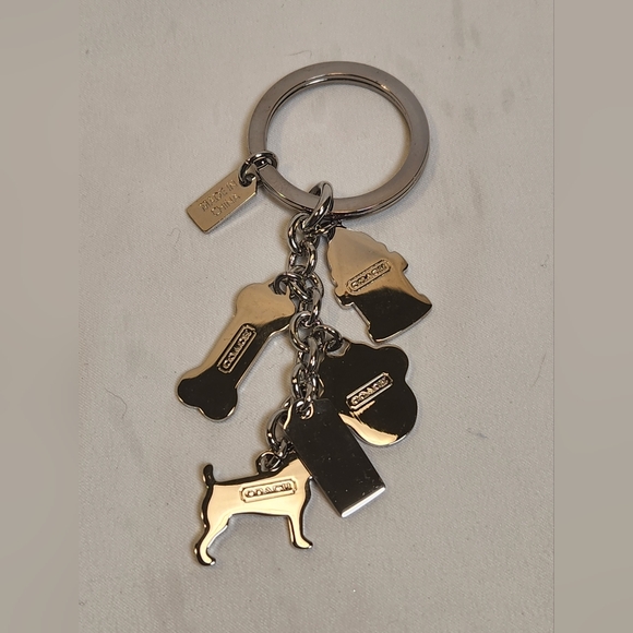 Coach Rare Vintage Bag Charm/Keychain Dog-Themed Silver With Hang Tags - Picture 3 of 4